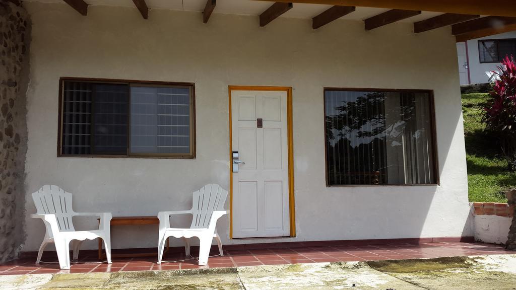 Karahe Beach Hotel Manuel Antonio Exterior photo