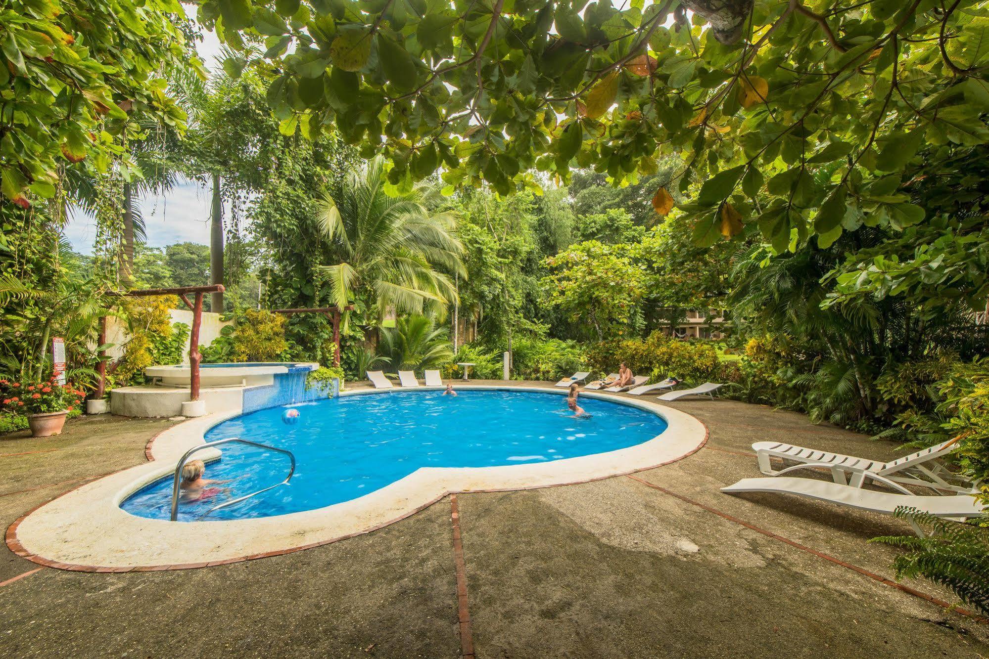 Karahe Beach Hotel Manuel Antonio Exterior photo