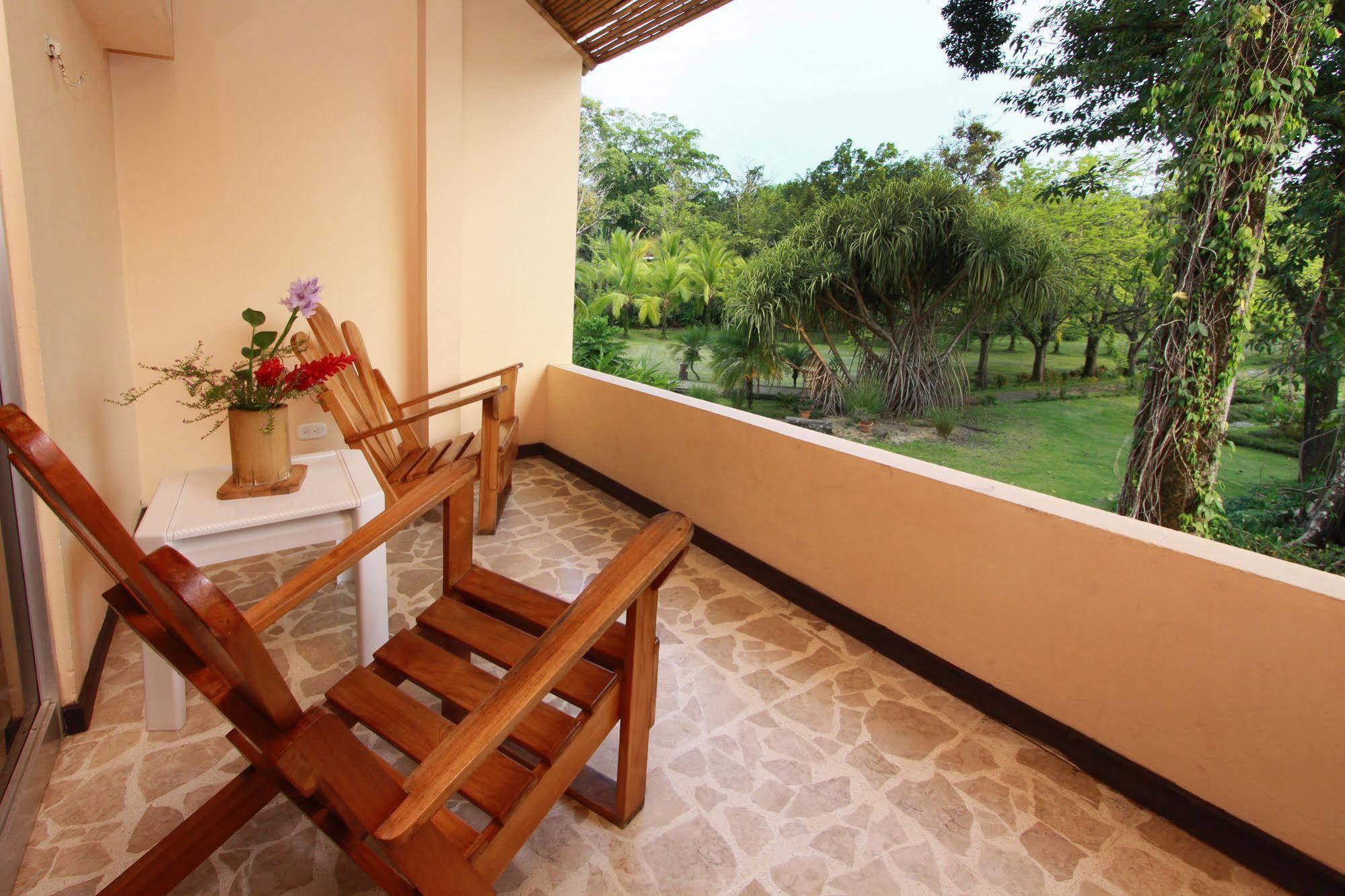 Karahe Beach Hotel Manuel Antonio Exterior photo