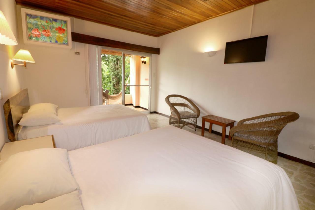 Karahe Beach Hotel Manuel Antonio Exterior photo